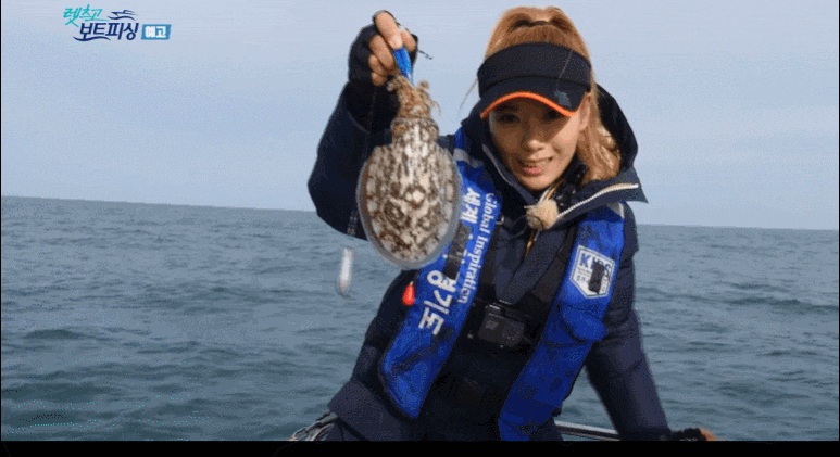 15804703372071.gif